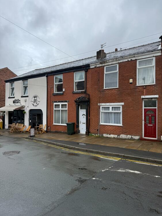Pr7 7js 5 Cunliffe Street, Chorley, Lancashire PR7 2BA