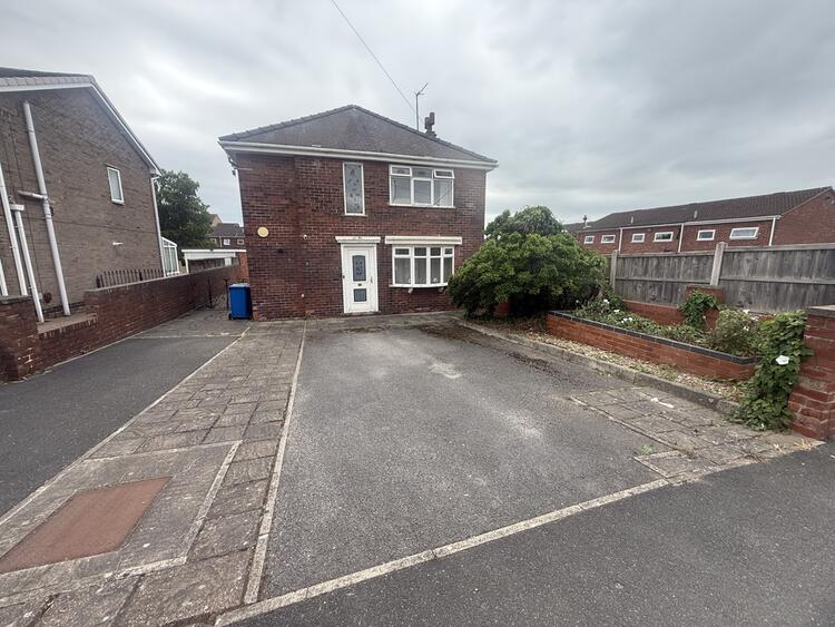 Detached House in Chesterfield