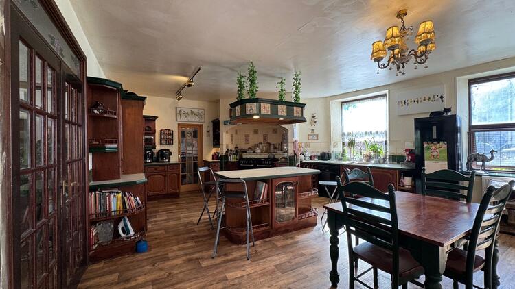 2 Broad Street, St. Columb Major, Cornwall TR9 6AS