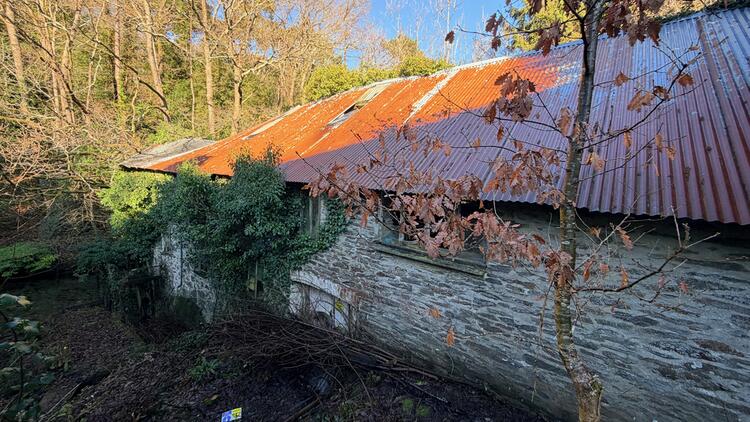 Lerry Mills, Talybont SY24 5ED