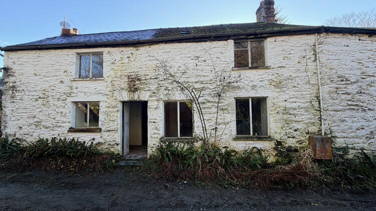 Lerry Mills, Talybont SY24 5ED