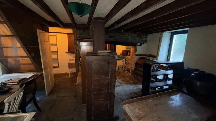 Lerry Mills, Talybont SY24 5ED