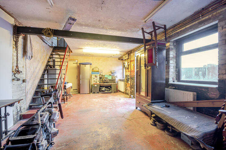 30 Garden Road, Mansfield NG18 5SX