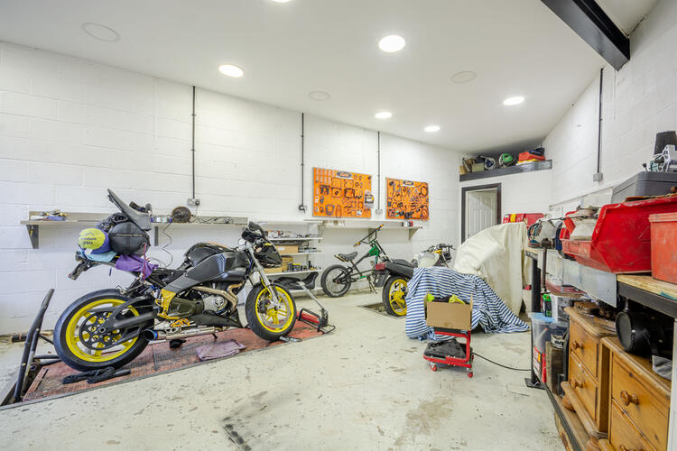 30 Garden Road, Mansfield NG18 5SX