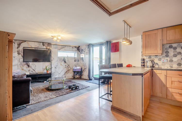 30 Garden Road, Mansfield NG18 5SX