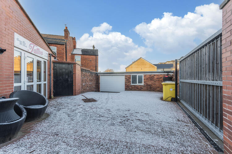 30 Garden Road, Mansfield NG18 5SX