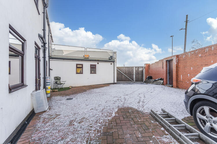 30 Garden Road, Mansfield NG18 5SX