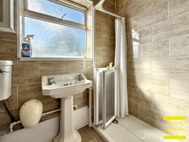 25 Newton Street, West Bromwich, West Midlands B71 3RG