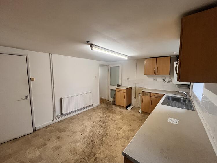 Flat 1, 27 Sussex Place, St. Werburghs, Bristol BS2 9QN