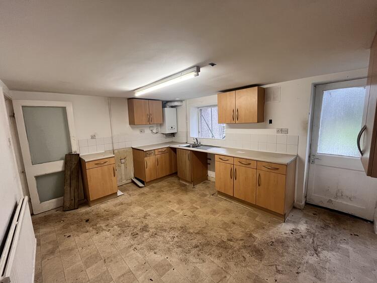 Flat 1, 27 Sussex Place, St. Werburghs, Bristol BS2 9QN