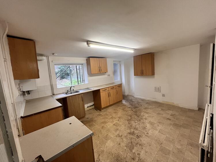 Flat 1, 27 Sussex Place, St. Werburghs, Bristol BS2 9QN