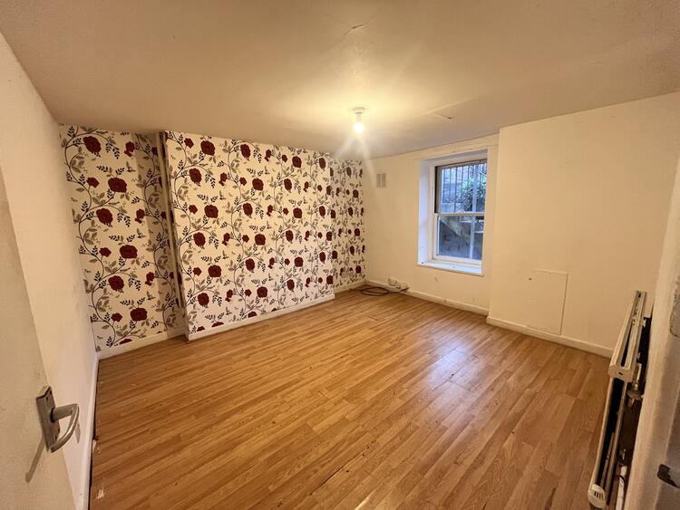 Flat 1, 27 Sussex Place, St. Werburghs, Bristol BS2 9QN