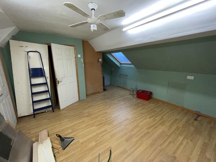 66 Bar Lane, Mapplewell, Barnsley S75 6DE