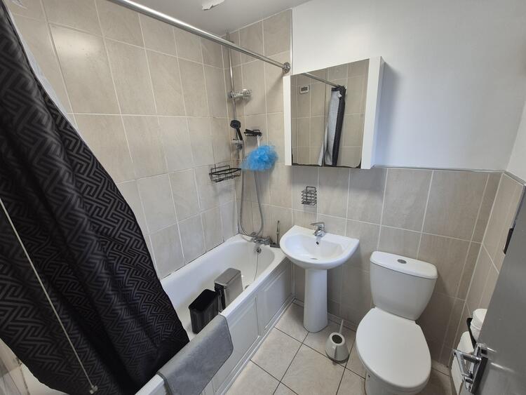 28 Venice Street, Bolton BL3 4AE