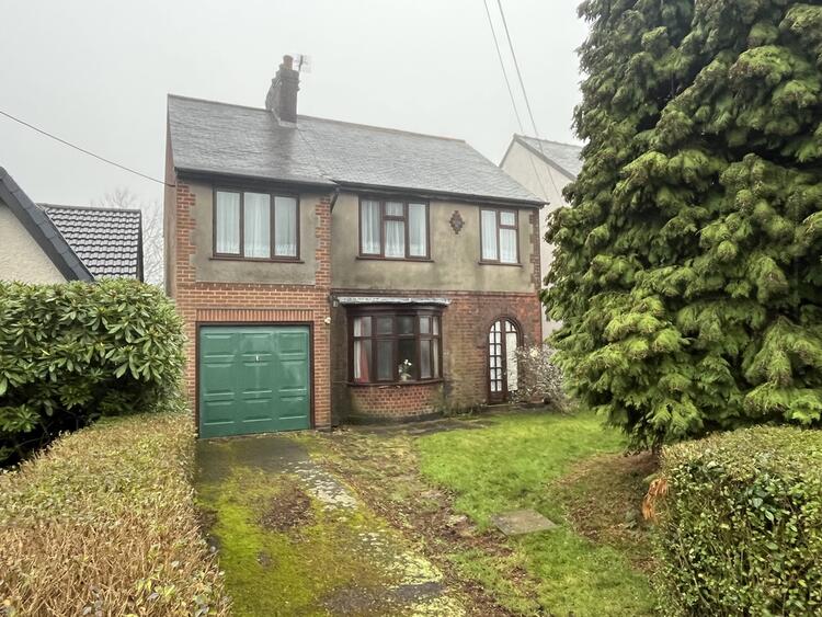 Detached House in Coalville