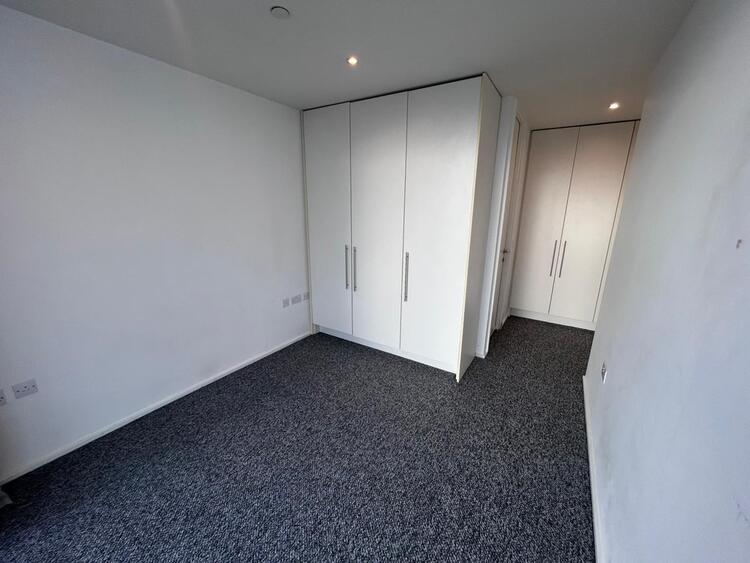 Apartment in Nottingham image 5