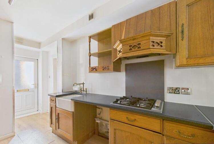 Flat 1, 45 Esplanade Road, Scarborough, North Yorkshire YO11 2AT