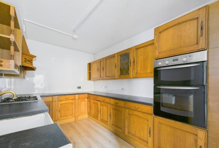 Flat 1, 45 Esplanade Road, Scarborough, North Yorkshire YO11 2AT