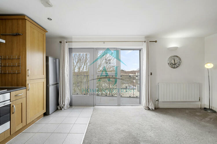 28 Quartz Terrace, Rayners Lane, Harrow HA2 0BT