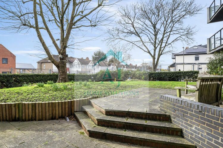 28 Quartz Terrace, Rayners Lane, Harrow HA2 0BT