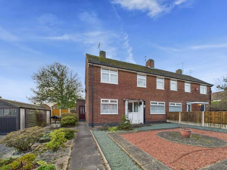Semi-detached House in Derby