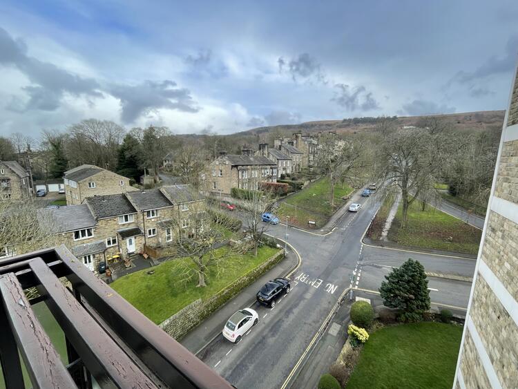 15 Wells Court, Wells Promenade, Ilkley, West Yorkshire LS29 9LG