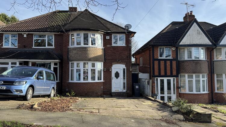 Semi-detached House in Birmingham