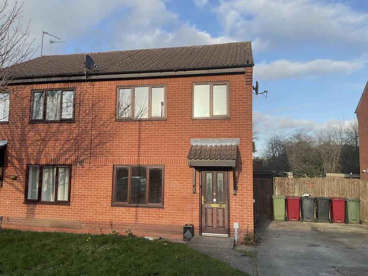 Semi-detached House in Worksop