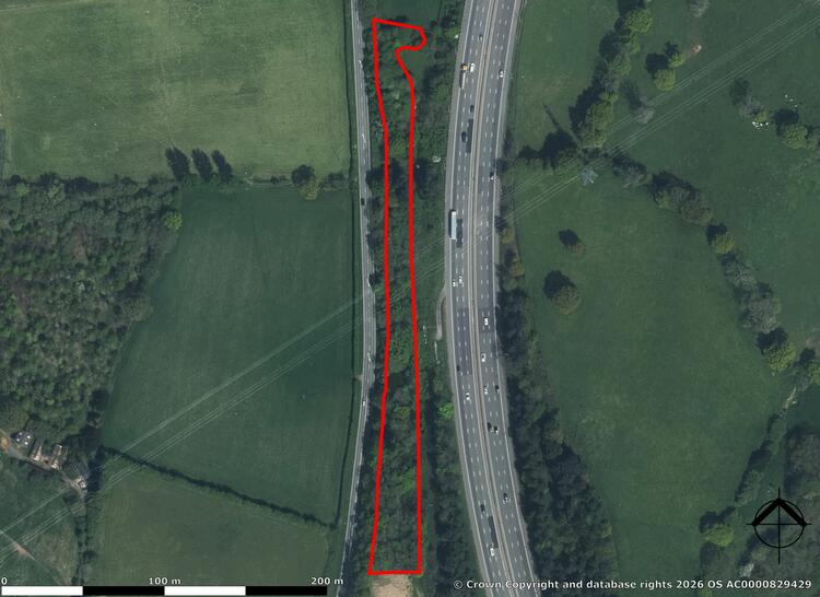Land in Quinton