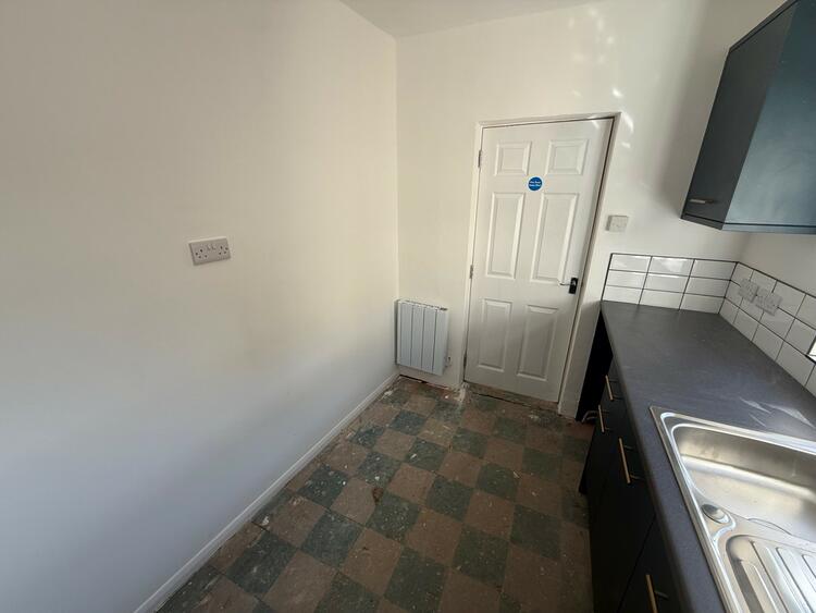 116 Calais Road, Burton-On-Trent, Staffordshire DE13 0UL