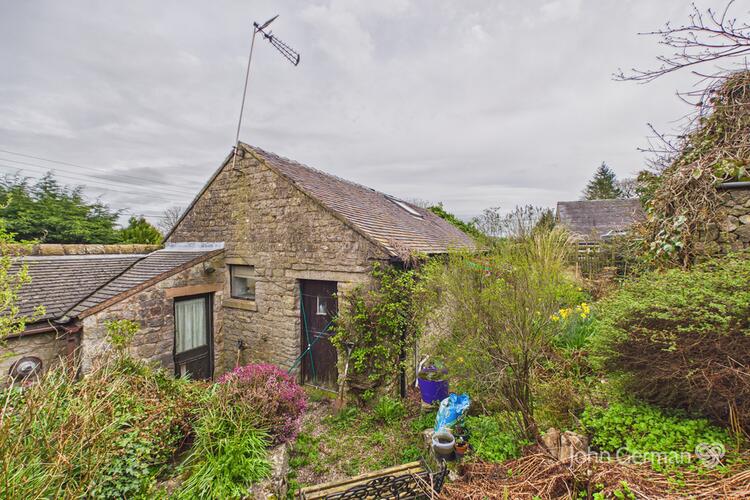 Stonewood, Back Lane, Calton, Stoke-On-Trent ST10 3JX