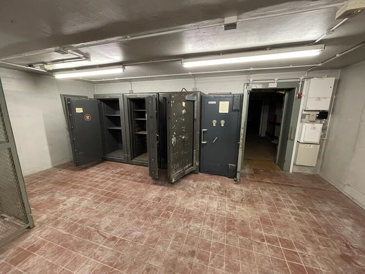 Former Natwest Bank, 4 and 6 Newcastle Street, Fountain Place, Stoke-On-Trent, Staffordshire ST6 3QA