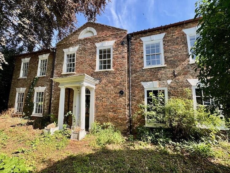 Rose Villa, 3 East Street, Alford, Lincolnshire LN13 9EQ
