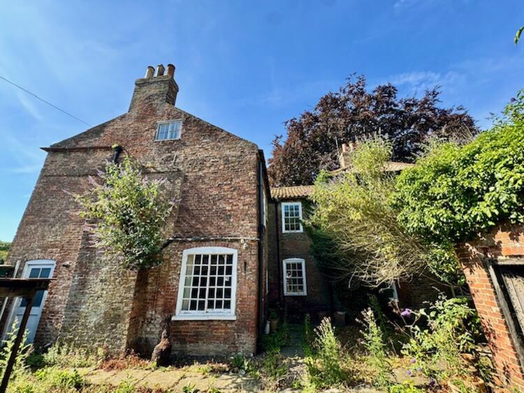 Rose Villa, 3 East Street, Alford, Lincolnshire LN13 9EQ