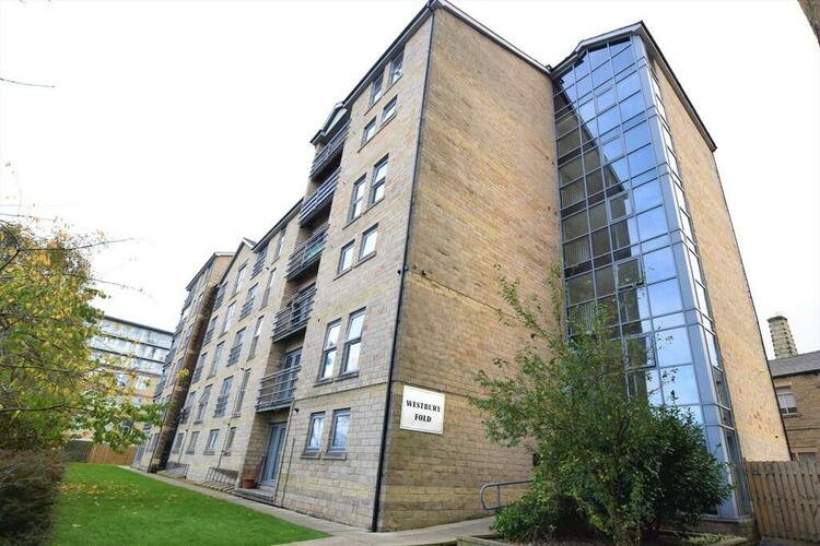 Block of Apartments in Elland image 2