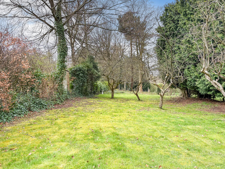 Long Spring Cottage, Gracious Lane, Sevenoaks, Kent TN13 1TJ