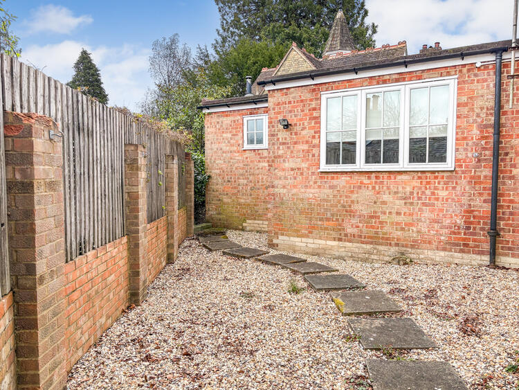 Long Spring Cottage, Gracious Lane, Sevenoaks, Kent TN13 1TJ