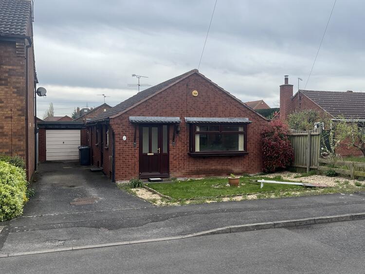 14 Juniper Gardens, Bingham, Nottingham, Nottinghamshire NG13 8UA