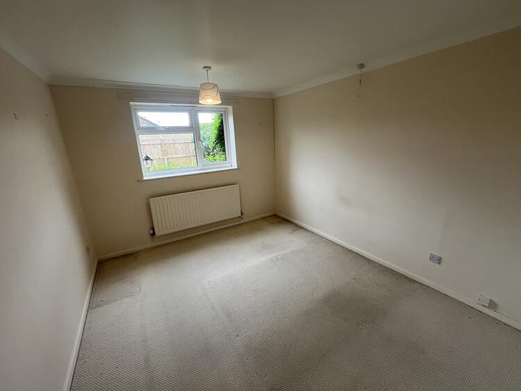 14 Juniper Gardens, Bingham, Nottingham, Nottinghamshire NG13 8UA