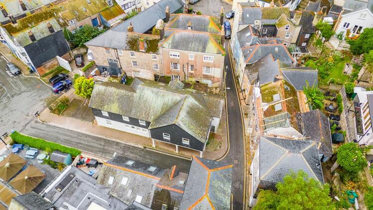 House (unspecified) in Dartmouth image 2