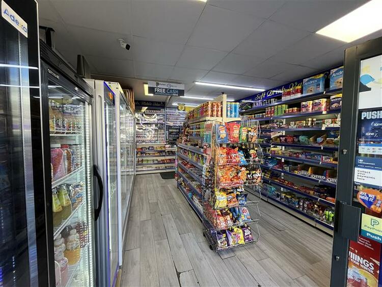 19 Market Place, Huddersfield, West Yorkshire HD1 2AA