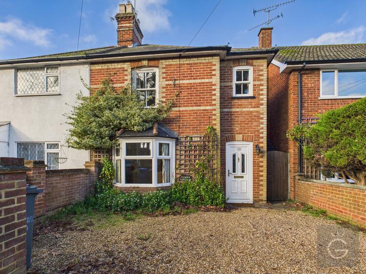 Semi-detached House in Fleet