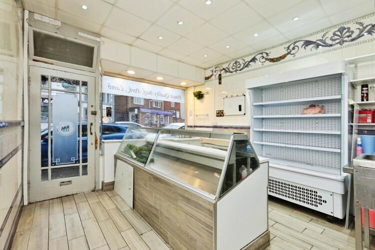 Commercial Property in Sheffield image 3
