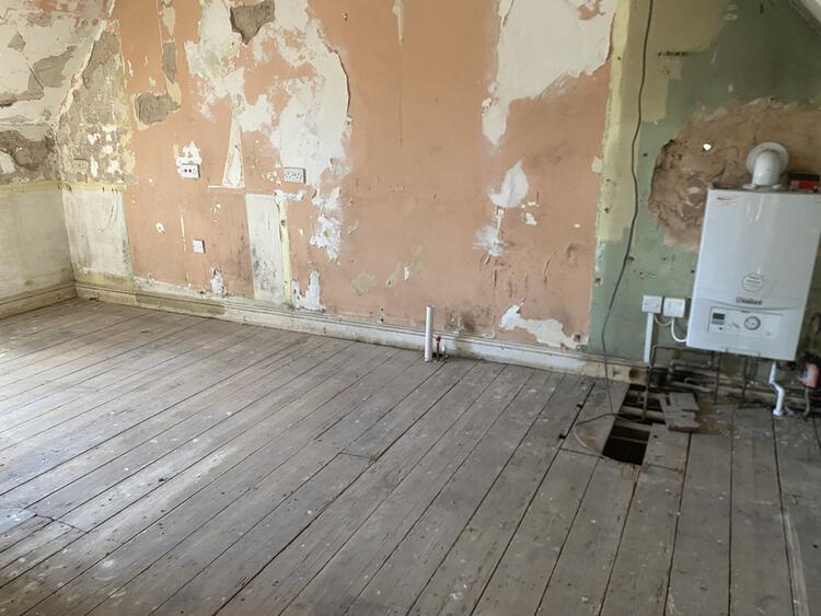 Flat 3, 73 Etnam Street, Leominster, Herefordshire HR6 8AE