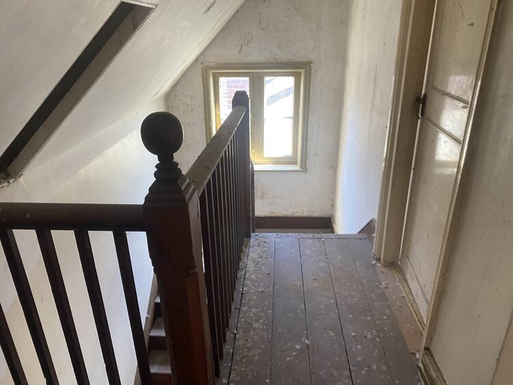 Flat 3, 73 Etnam Street, Leominster, Herefordshire HR6 8AE
