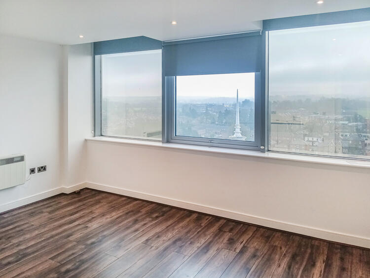 Flat in Basingstoke image 3