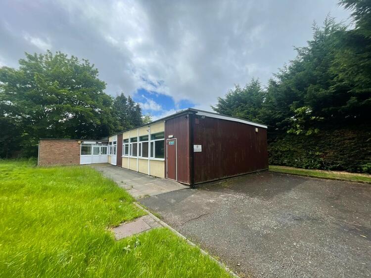 Commercial Property in Nantwich image 3
