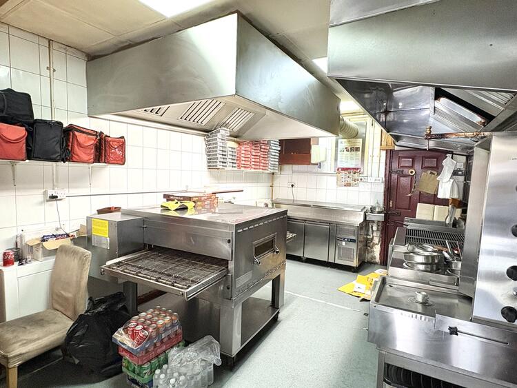 Commercial Property in Alfreton image 4