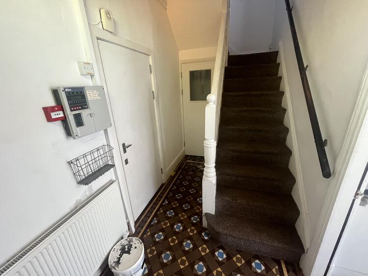 81 Stretton Road, Leicester, Leicestershire LE3 6BL