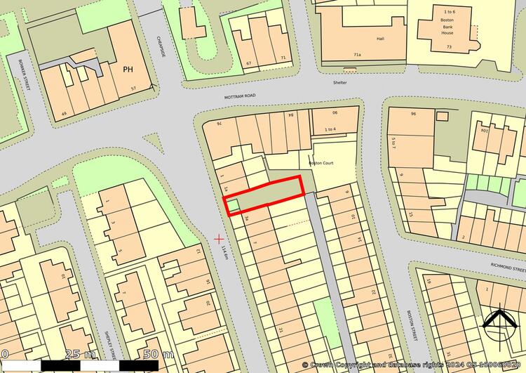 Land in Hyde
